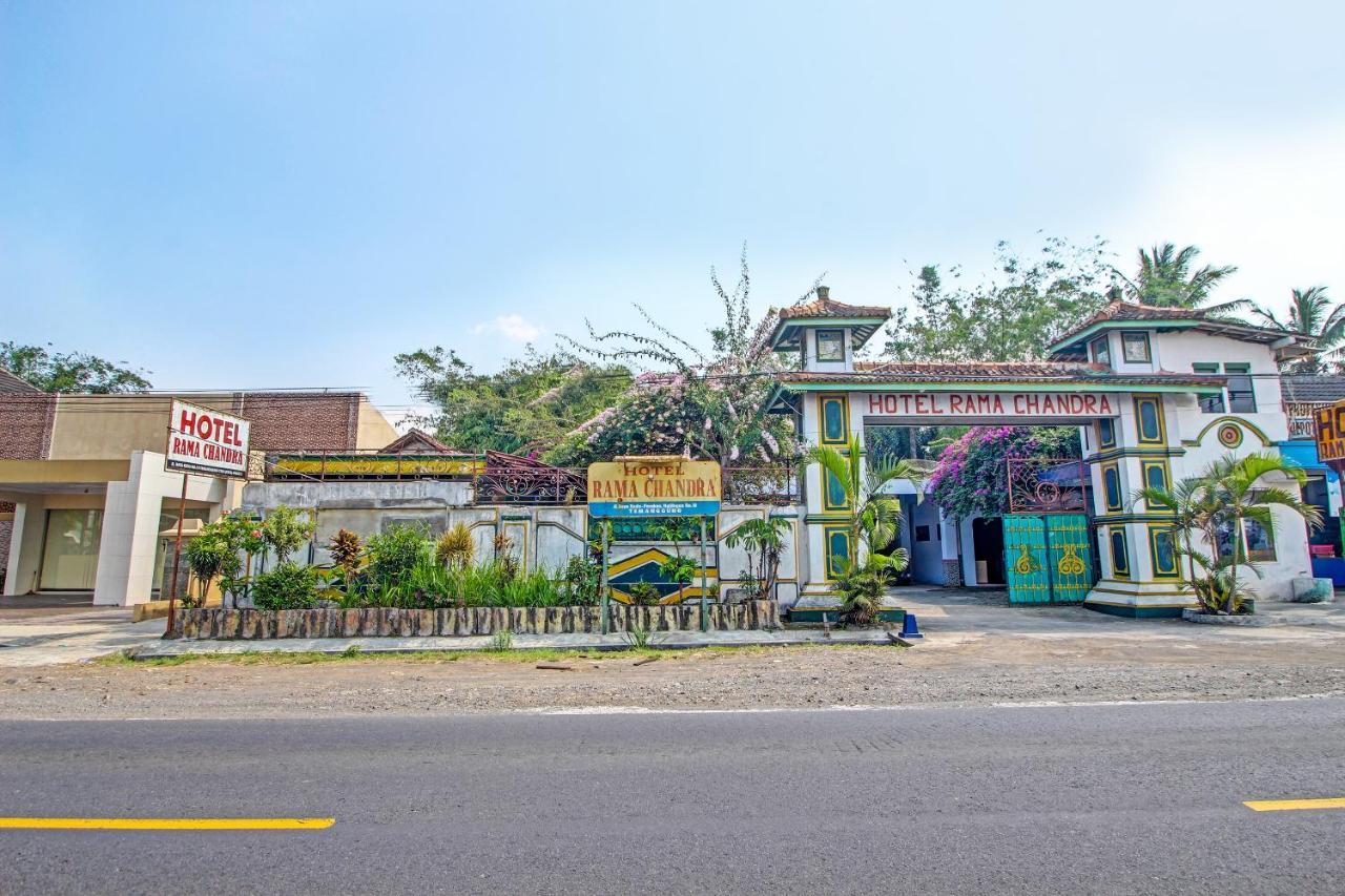 Spot On 91694 Hotel Rama Chandra Temanggung Esterno foto