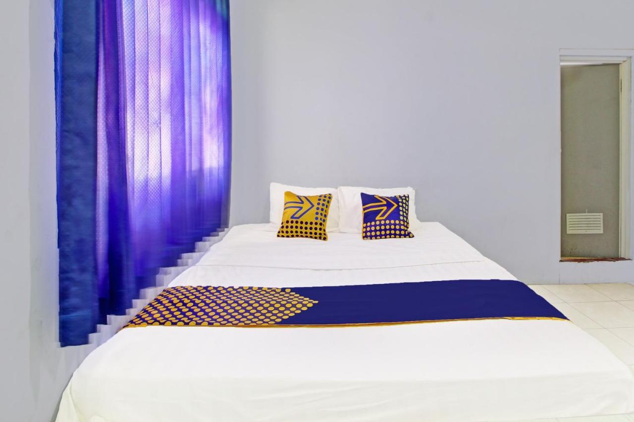 Spot On 91694 Hotel Rama Chandra Temanggung Esterno foto
