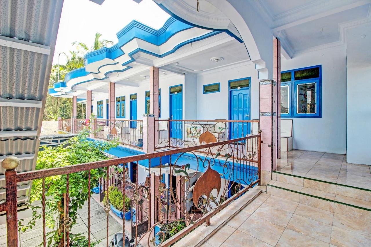 Spot On 91694 Hotel Rama Chandra Temanggung Esterno foto