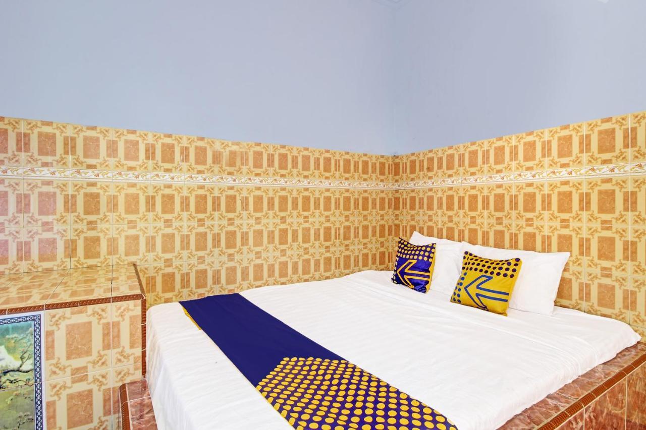 Spot On 91694 Hotel Rama Chandra Temanggung Esterno foto